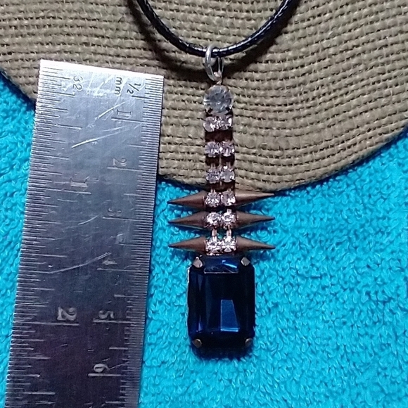 Goldtone blue and clear crystal spike necklace on black cord - Picture 3 of 4